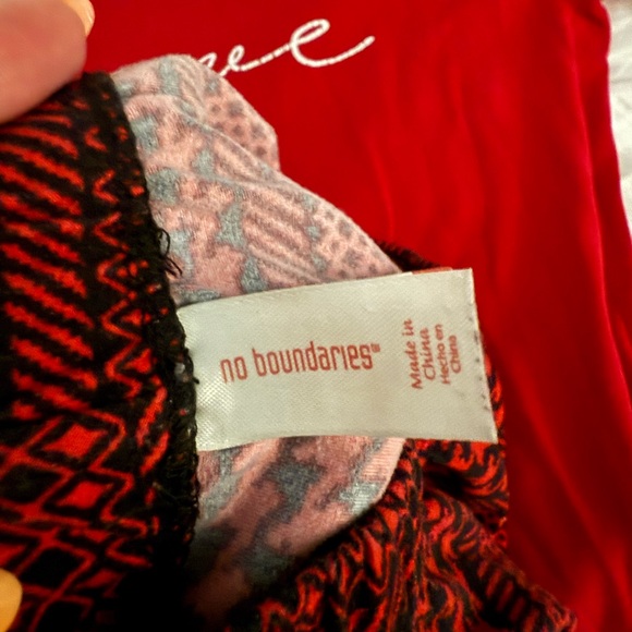 Faded Glory Red Graphic Long Sleeve and No Boundaries printed leggings. - Picture 3 of 9